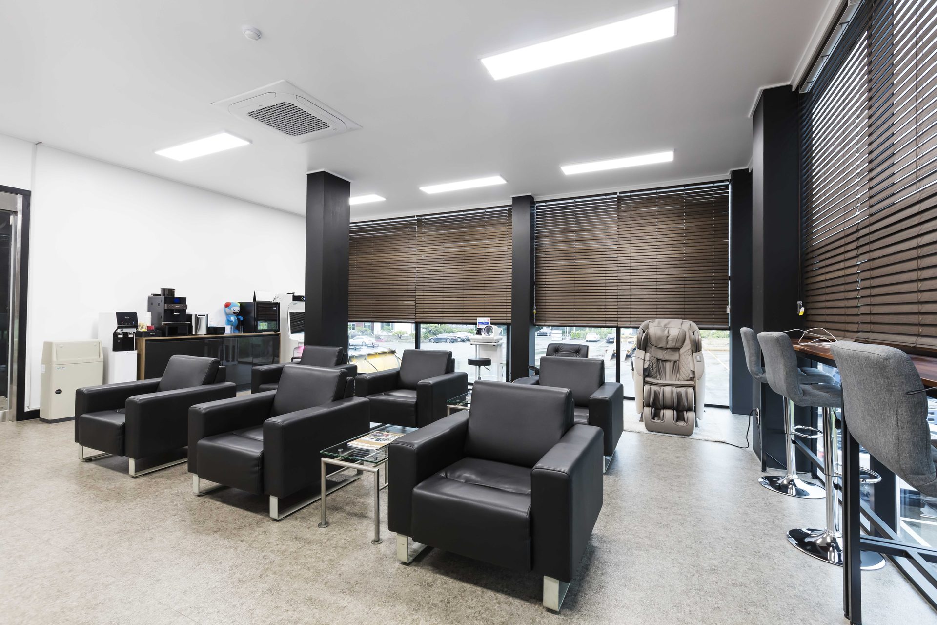 인동티에스 고객 라운지